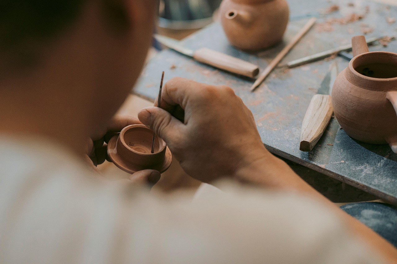 Écrire sa biographie thématique 49 % des actifs ont déjà envisagé ou réalisé une reconversion : les métiers d'artisanat attirent nombre d'entre eux. Des parcours inspirants qui donnent envie d'écrire un livre sur son histoire !