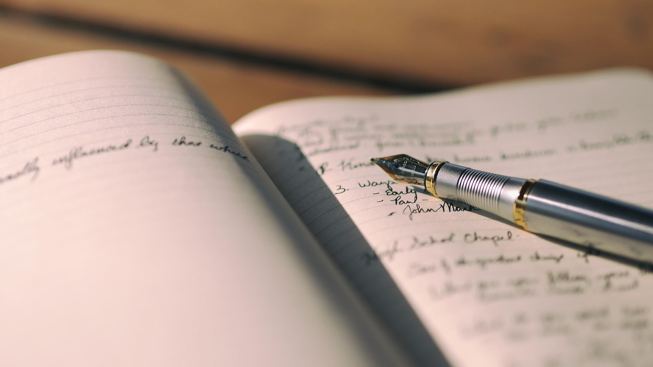 Il existe d'autres format que la biographie familiale complète. Que diriez-vous de vous lancer dans une biographie courte ?
